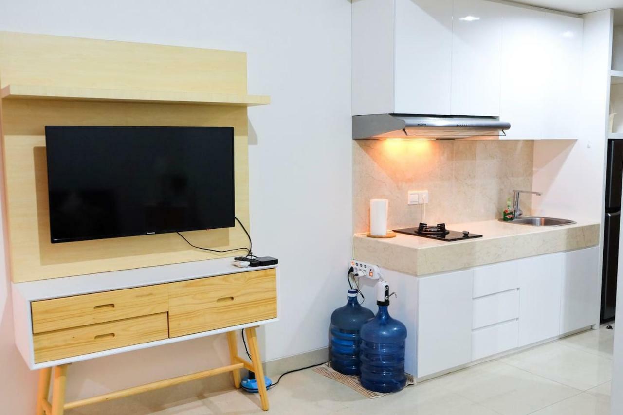 Lavenderbnb 1 At Uttara The Icon Apartment Yogyakarta Exterior foto